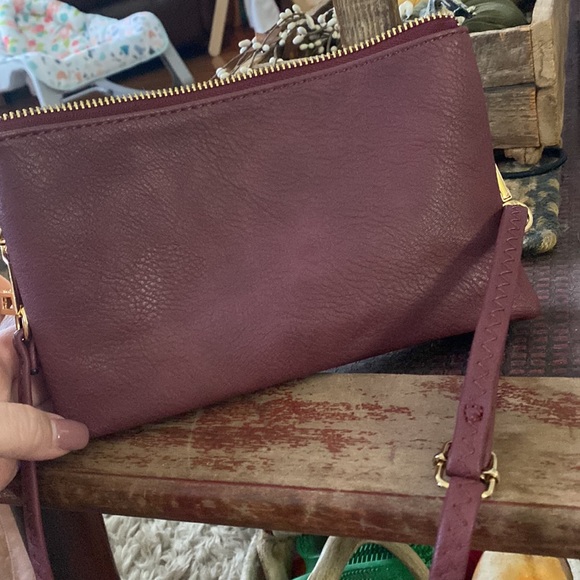Vegan Jen & Co Purse Crossbody maroon - Picture 3 of 5